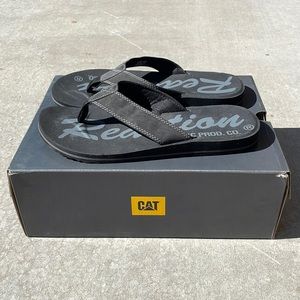 KENNETH COLE FORMULATION SANDALS